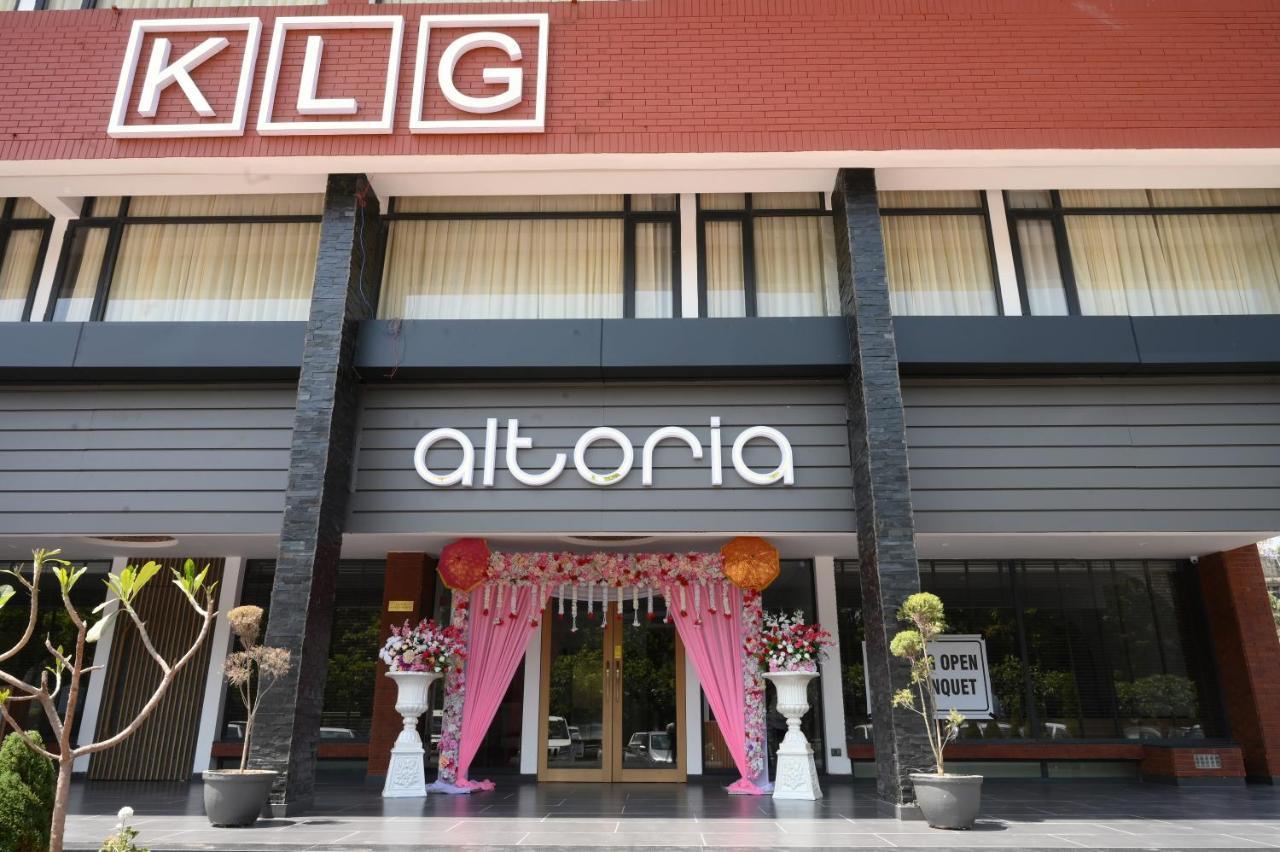Hotel Klg Altoria Chandigarh Exterior photo